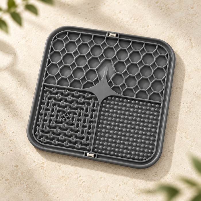 Silicone eating mat included in the Keel Complete Kit